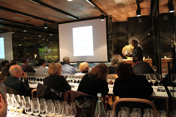 Cata de champagnes artesanos dirigida por Manel Pla en Monvínic